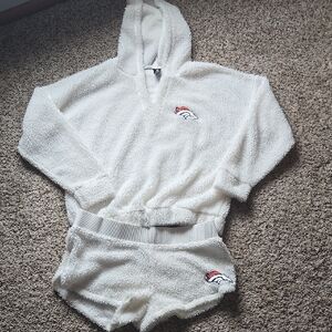 Cozy White Hooded Lounge Set